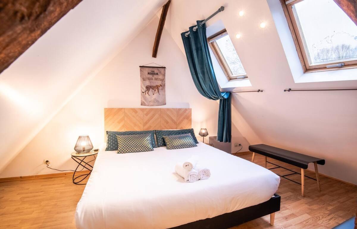 Malebranche - Maison En Hypercentre Avec Cour Amboise Kültér fotó